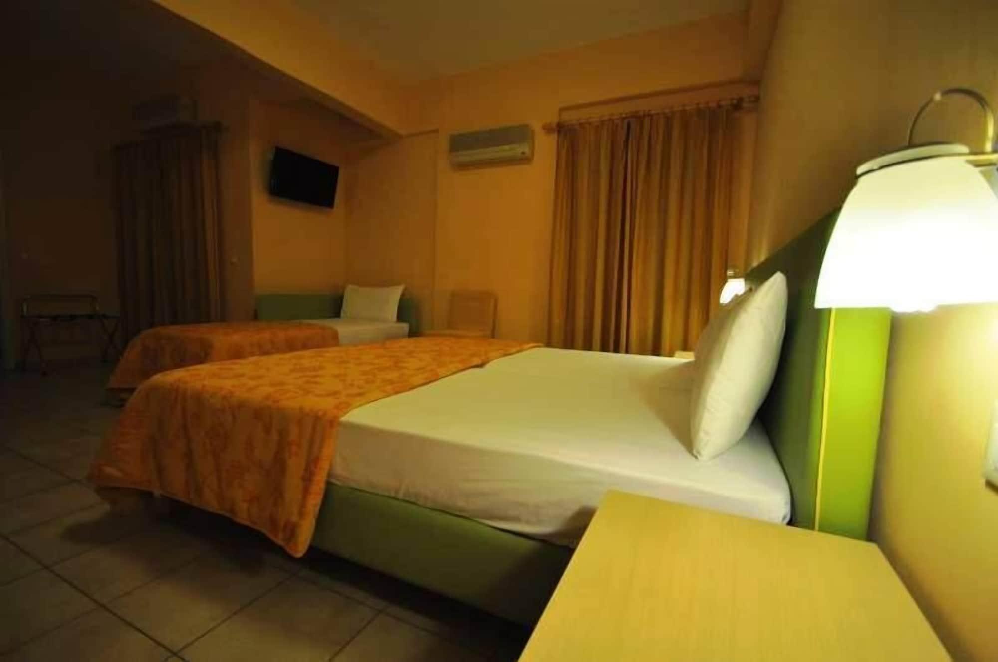 Park Hotel นาฟปลิโอ ภายนอก รูปภาพ
