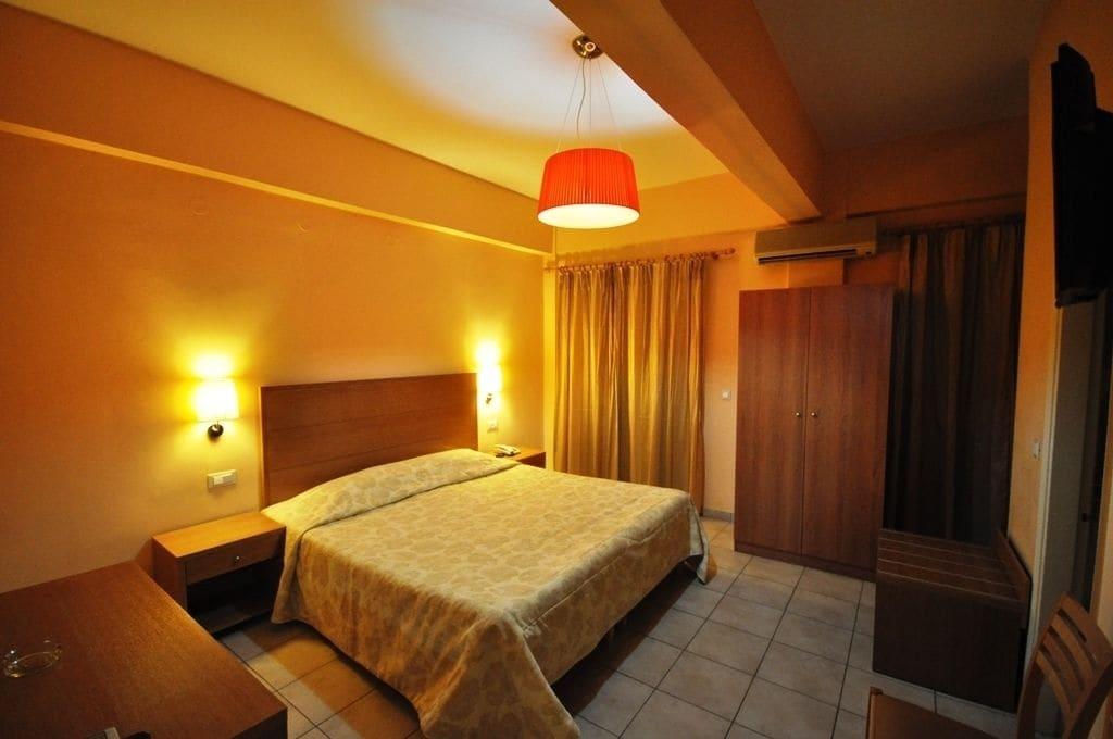 Park Hotel นาฟปลิโอ ภายนอก รูปภาพ