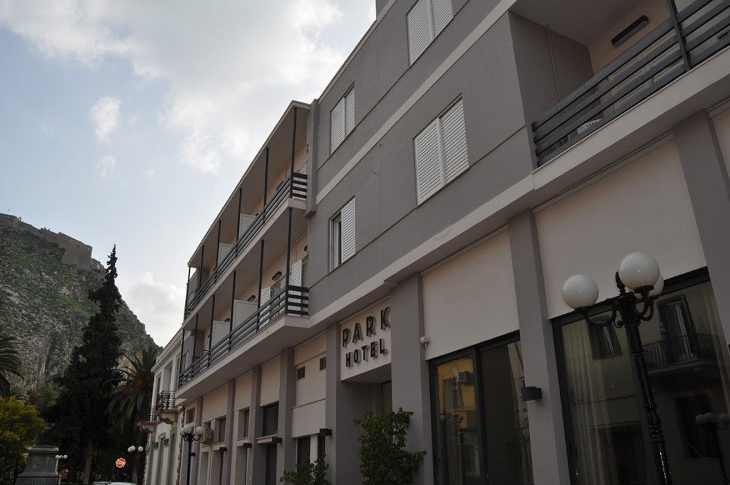 Park Hotel นาฟปลิโอ ภายนอก รูปภาพ